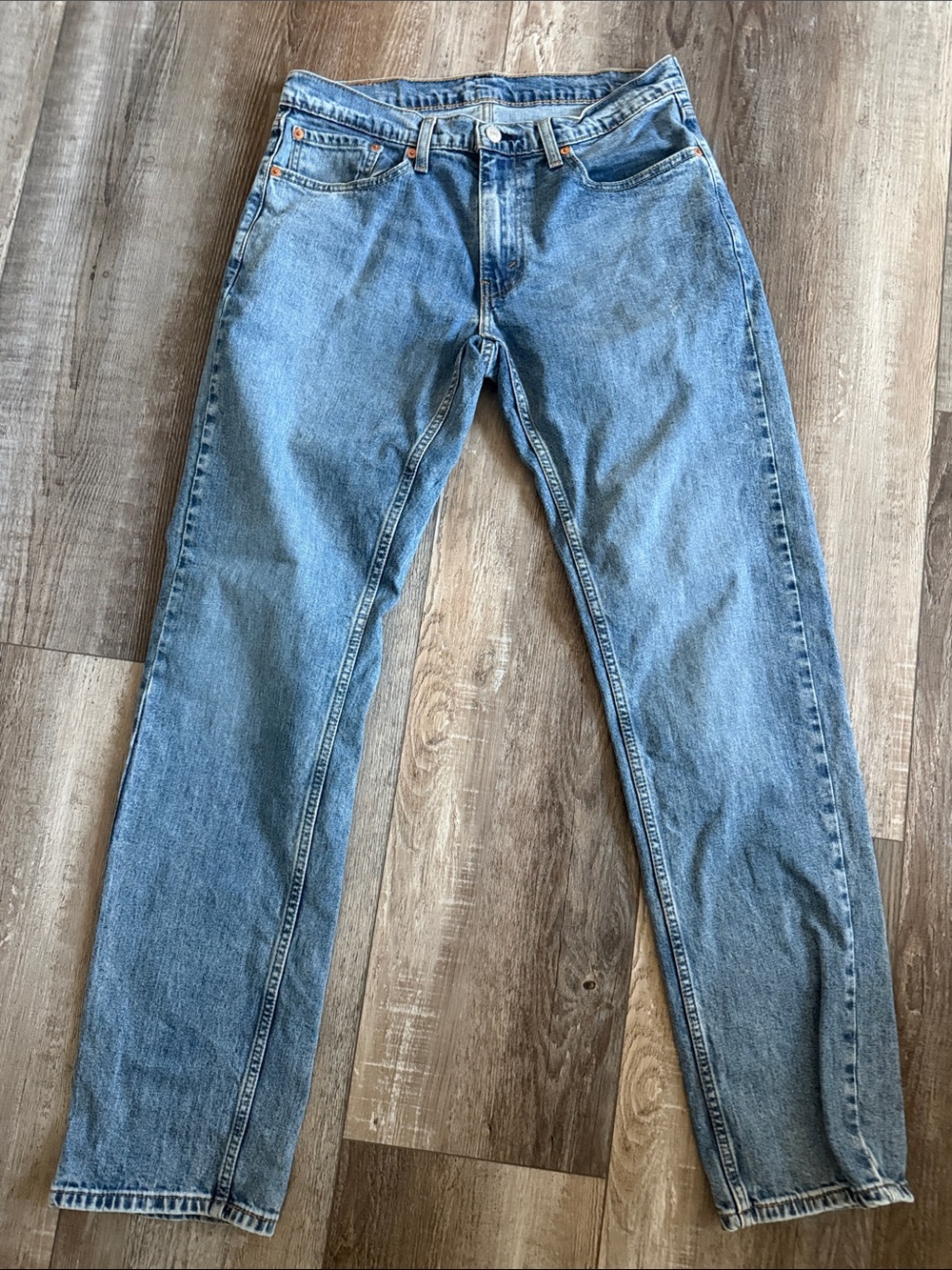 559 Men's Classic Straight Leg Jeans - Light Blue Denim